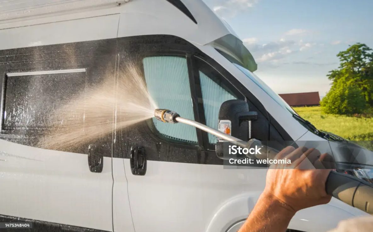 RV Detailing work example 2